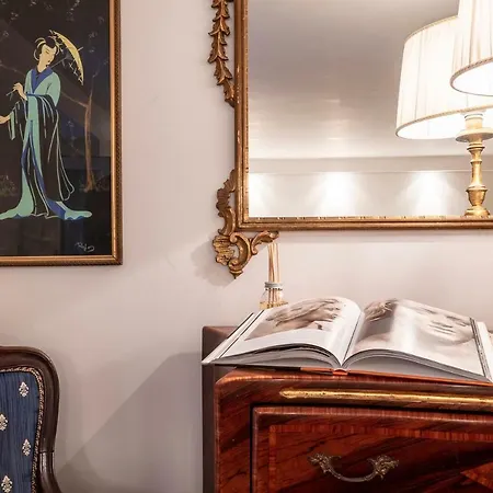 Residenza Contessa Costanza Holiday home Rome