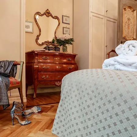 Residenza Contessa Costanza Feriehus Rom